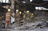 Під час розбору завалів торгового центру в Кременчуці виявили 28 фрагментів тіл