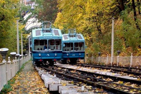 Киевский фуникулер запустили после ремонта