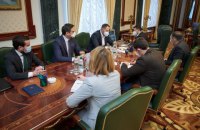 В Офисе президента определили 61 отель для обсервации