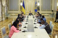 Зеленський поспілкувався з африканськими журналістами про війну в Україні, російську пропаганду і "зерновий коридор"