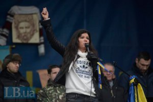Руслана обвинила в разгоне Евромайдана Путина 