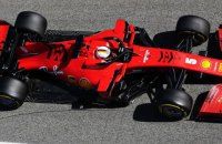 В Ferrari остановили производство