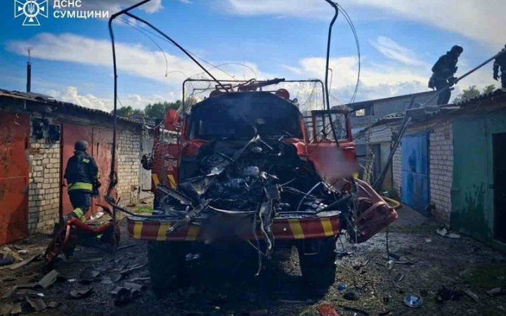 Росіяни кілька разів обстрілювали рятувальників ДСНС на Сумщ