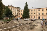 ​Львовская полиция штурмовала палату в психбольнице, где пациент взял в заложники других больных (обнолено)