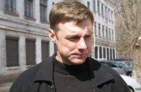 Нардеп, який пішов від Порошенка, підозрює президента у змові з Ахметовим