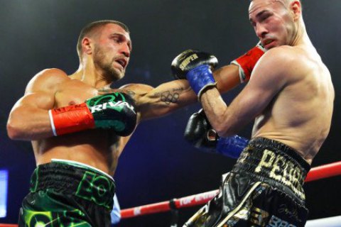 Ломаченко удвоил количество своих чемпионских поясов