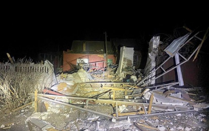 ​Росіяни вночі знову обстріляли Нікополь, загинув чоловік