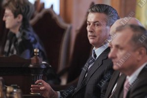Онопенко не поступали документы о запрете выборов главы ВС