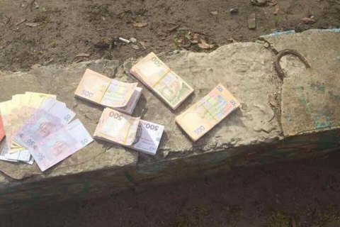 В Харькове пытались "купить" остановку общественного транспорта за 200 тыс. гривен