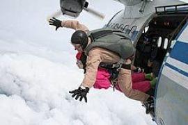 Первый прыжок с парашютом. Зачем, как и где?