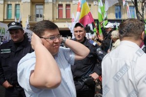 ​Киевляне жалуются на шум в центре столицы (документ)