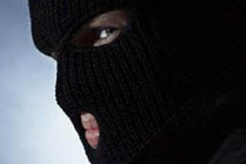У киянина відібрали сумку з 500 тис. гривень