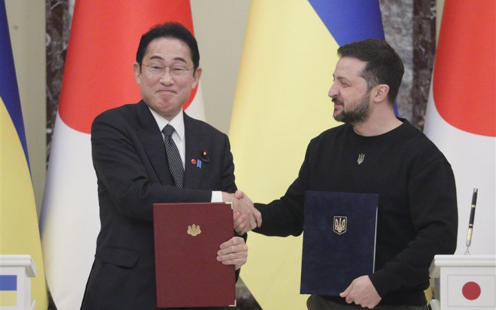 Прем'єр Японії Кішіда планує зустрітися із Зеленським на саміті у Вільнюсі