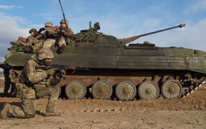 Ворог намагався прорвати оборону на Лиманському та Авдіївському напрямках, − Генштаб