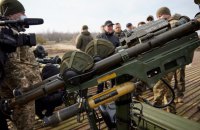 Объем, скорость, расширенная номенклатура оружия существенно усиливается, – Подоляк после встречи 40 министров обороны
