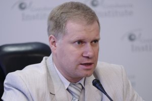 Вопрос о земельном моратории отпадет сам собой, - мнение