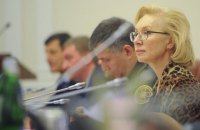 Денисова взяла под личный контроль соблюдение прав доверенного лица Путина