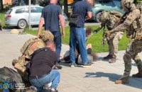 СБУ затримала у Чернівцях двох іноземців, які на замовлення РФ планували підпалити електропідстанцію