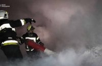 ​У Броварах після атаки виникла пожежа на промисловому підприємстві: погіршився стан якості повітря (оновлено)