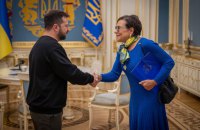 Зеленський зустрівся зі спецпредставницею США Пріцкер