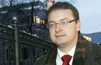 Соперник Лукашенко на президентских выборах в Беларуси сбежал в Польшу