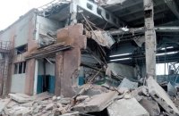 Ким опубликовал фото и видео разрушений строительного комбината на Николаевщине, обстрелянного россиянами