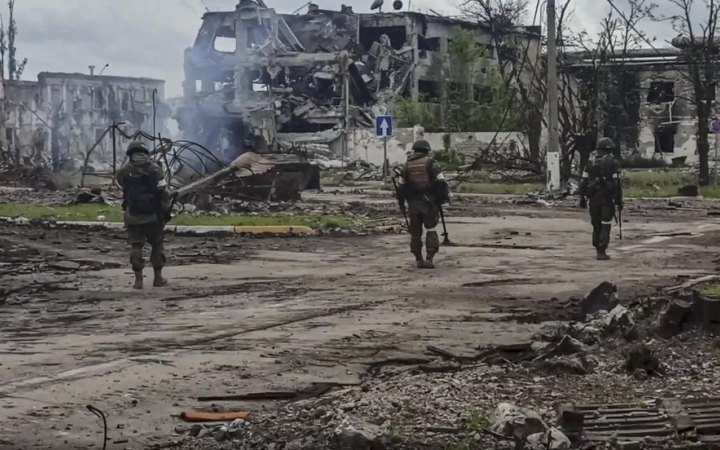 Чотири дні поспіль колони окупантів рухаються з Маріуполя на захід, - Андрющенко