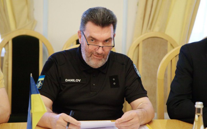 Дивна логіка підкилимної дипломатії, час якої скінчився, - Данілов про пропозиції Макрона