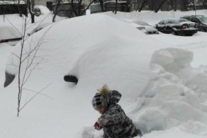 Придомовые территории в Киеве начнут расчищать на выходных