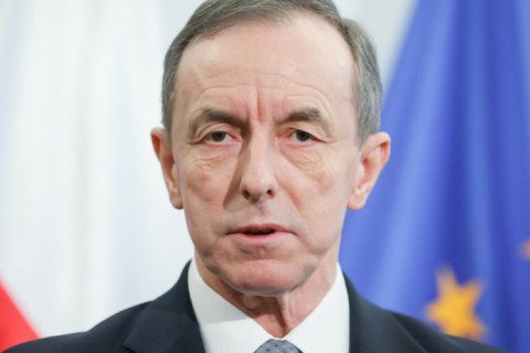 Спікерові Сенату Польщі надіслали посилку з погрозами і вибухівкою