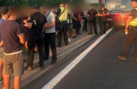Полиция проверяет информацию об автобусах с подозрительными лицами, которые едут в Киев