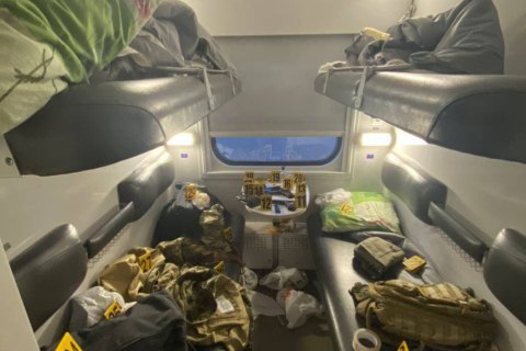 Пасажири, які відкрили стрілянину в поїзді "Костянтинівка – Київ", погрожували поліції вогнем на ураження