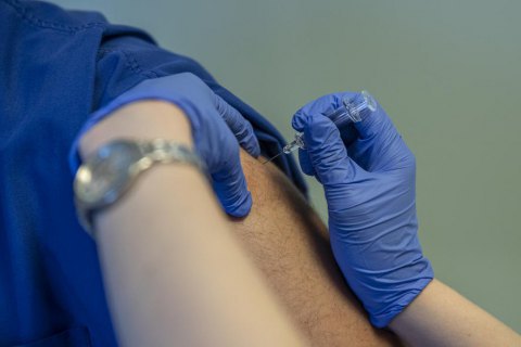​Украина заключила контракт о поставках китайской вакцины против ковида компании Sinovac Biotech