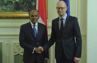 Украинских госслужащих отправят на стажировку в Сингапур