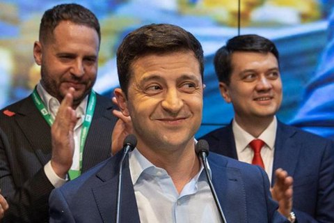 Зеленский намерен привлечь рекрутинговые компании к отбору кандидатов на госдолжности