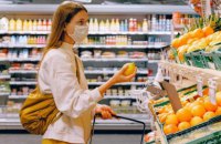 Бизнес признал абсурдными требования фасовать продукты в пакеты в магазинах