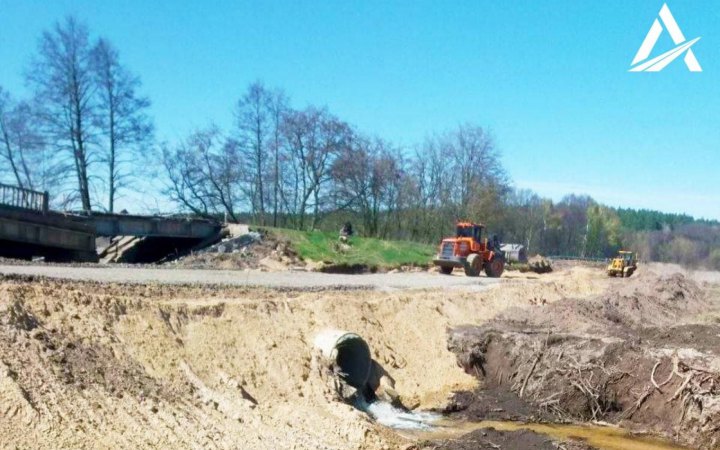 ​В Чернігівській області відкрили рух на ще двох тимчасових переправах, - Кубраков