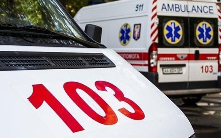 На Харківщині окупанти атакували дроном автомобіль із дітьми 