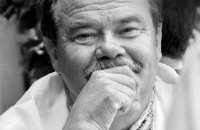 На 77-му році життя помер засновник видання "Дзеркало тижня" Володимир Мостовий