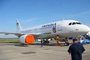 Полеты Азарова и Хорошковского обойдутся в 9 млн грн