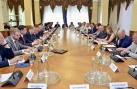 Луценко и Грицак встретились с западными послами для пояснений по делу Бабченко