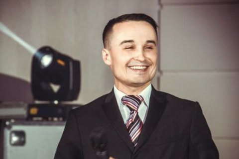 Бывший актер "95 квартала" пропал перед пресс-конференцией про Зеленского и нашелся в студии "Прямого" (обновлено)