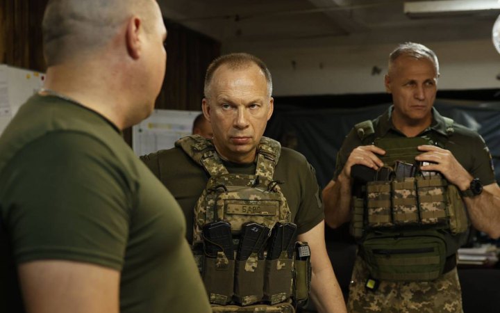 ​Сирський відвідав Куп'янський і Лиманський напрямки 