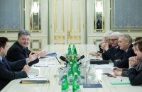Порошенко, Эро и Штайнмайер подчеркнули важность размещения СММ ОБСЕ на Донбассе