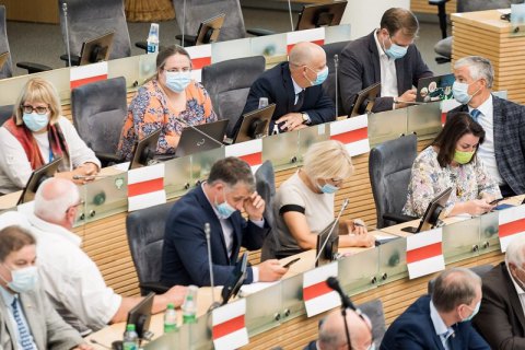 Парламент Литвы отказался признать Лукашенко президентом Беларуси