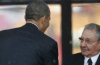 Республиканцы раскритиковали Обаму за рукопожатие с кубинским лидером
