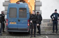Во Франции убили трех полицейских, прибывших на вызов о домашнем насилии