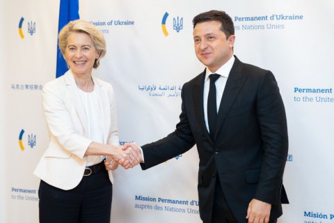 Зеленский обсудил с президентом Еврокомиссии ситуацию в Крыму и "Северный поток-2" 