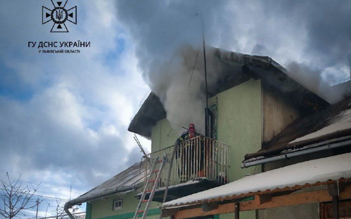 На Львівщині внаслідок пожежі загинули 2 людини