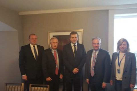Американские сенаторы заверили Украину в поддержке против России
